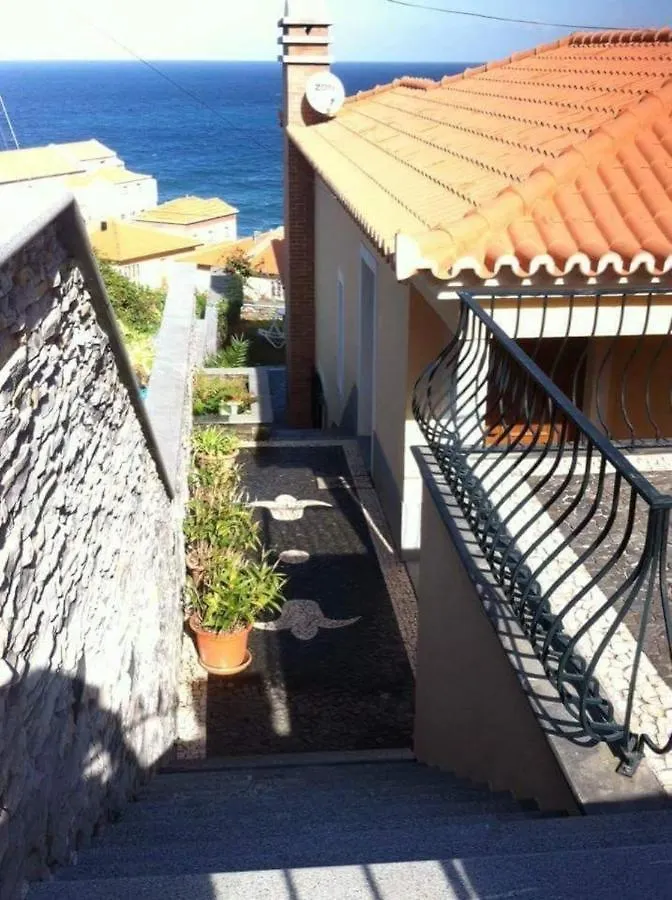 Lovely Sea View 3-Bed House In P Delgada Madeira Ponta Delgada  Holiday home Ponta Delgada (Madeira)
